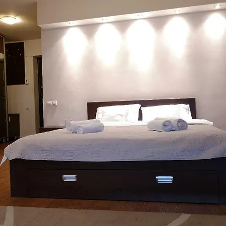 Central Luxurios Studio Apartament *